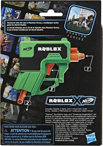 Vista 7 de Nerf Roblox Phantom Forces: Boxy Buster Dart Blaster, mango de cebado extraíble, 2 dardos de élite, código para desbloquear el objeto virtual