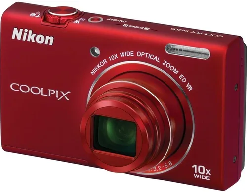Vista 2 de Nikon COOLPIX S6200 cámara digital de 16 megapíxeles con aumento óptico 10x, lente de vidrio NIKKOR ED y video HD 720p (Negro)