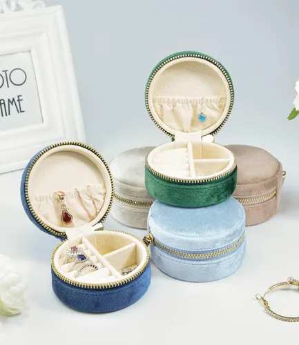 Vista 9 de TAIMY Estuche de viaje pequeño para joyería, mini joyero de viaje redondo para mujeres y niñas, mini cajas organizadoras de viaje para anillos