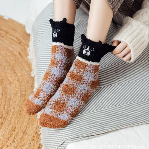 Vista 3 de Violet Mist Calcetines mullidos para hombre, unisex, lindos animales, acogedores, divertidos, esponjosos, cálidos, de invierno, de felpa