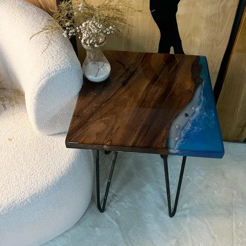Vista 2 de Mesa de epoxi transparente, mesa de sofá con forma cuadrada, mesa auxiliar de resina de madera, mesa de centro de madera con borde natural para sala