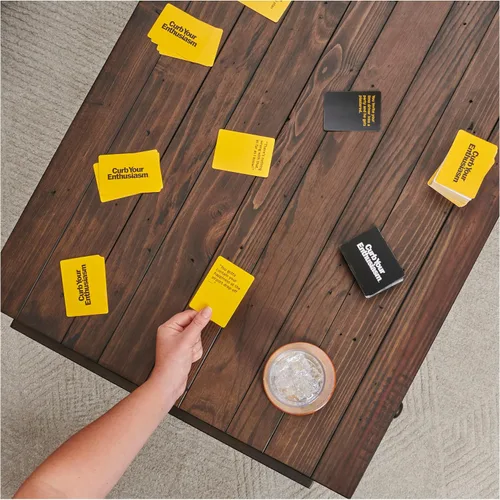Vista 6 de Spin Master Curb Your Enthusiasm - Juego de cartas para fiesta de 17 años en adelante