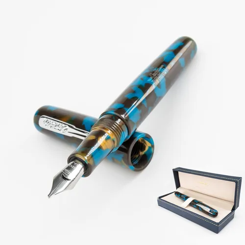 Vista 26 de Pluma estilográfica Conklin All American en negro – Punta ancha, diseño audaz y calidad premium – Regalo ideal para profesionales y entusiastas
