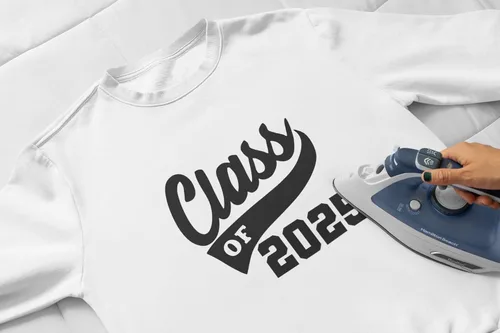 Vista 2 de Adhesivo de graduación para planchar en la clase de 2025, calcomanía para camiseta de secundaria universitaria, parche de graduación HTV