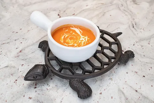 Vista 8 de GASARÉ, Salvamanteles de hierro fundido para platos calientes, ollas y sartenes, salvamanteles de metal, diseño de tortuga marina, tapas de patas