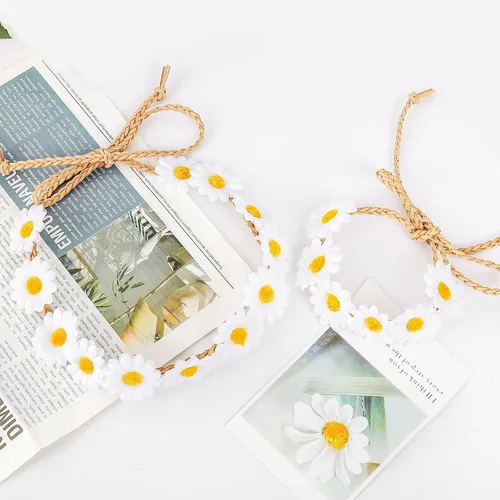 Vista 7 de DOCILA Diademas de flores para mujer, diademas florales hippie bohemias, corona de hadas, bodas, fiestas, viajes, disfraces, accesorios