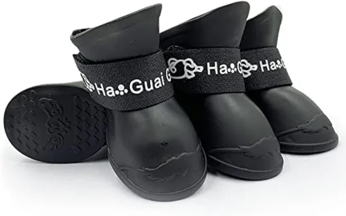 Vista 4 de Botas de lluvia de goma antideslizantes y impermeables para perros, color caramelo, cubierta para patas (negro, S)