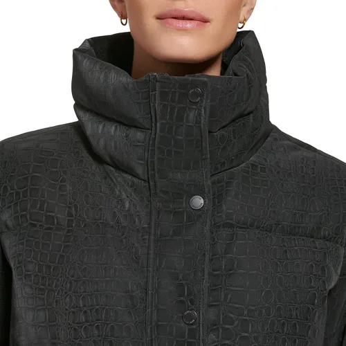 Vista 5 de DKNY Chaqueta acolchada de piel sintética con estampado de cocodrilo para mujer