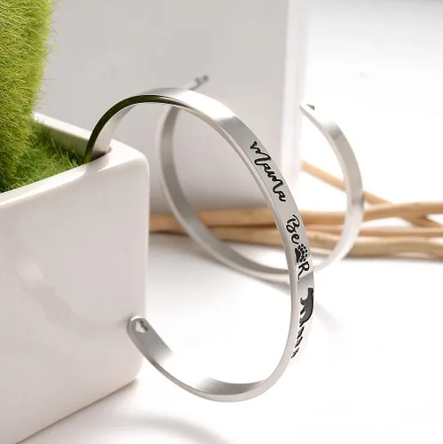 Vista 39 de Pulseras inspiradoras para abuela, mamá, hija, sobrina, tía, grabado, mensaje oculto, pulsera de acero inoxidable, corona de cumpleaños, joyería