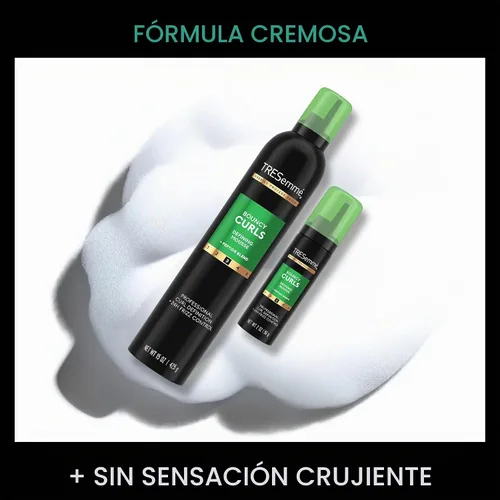 Vista 4 de TRESemmé Defining Hair Mousse, Rizos hinchables, paquete de 2 – Productos para el cabello rizado con aceite nutritivo de coco y aguacate +