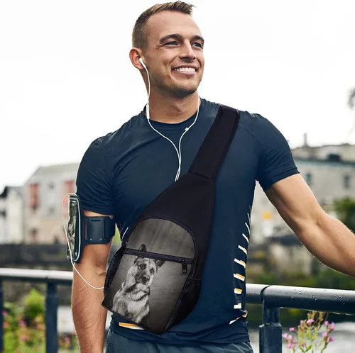 Vista 5 de Bolso cruzado de pastor alemán blanco y negro, mochila de viaje, senderismo, mochila casual para el pecho para mujeres y hombres, talla única