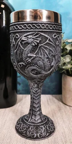 Vista 2 de Ebros Antigua Runa Celta Nudo Celestial Luna Dragón Copa de Vino Copa de Cáliz 6 oz Gótico Calabozos y Dragones Elixir Medieval de la Vida