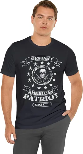 Vista 2 de Patriota estadounidense desafiante