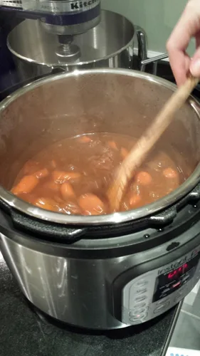 Vista 3 de Instant Pot Olla Interior de Cocción de Acero Inoxidable de 6 Cuartos, Superficie Pulida, Arrocera