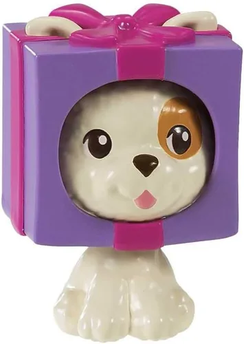 Vista 4 de Muñeca de vestir Barbie Club Chelsea (6 pulgadas y morena) con disfraz de pastel, mascota y accesorios, para niños de 3 a 7 años