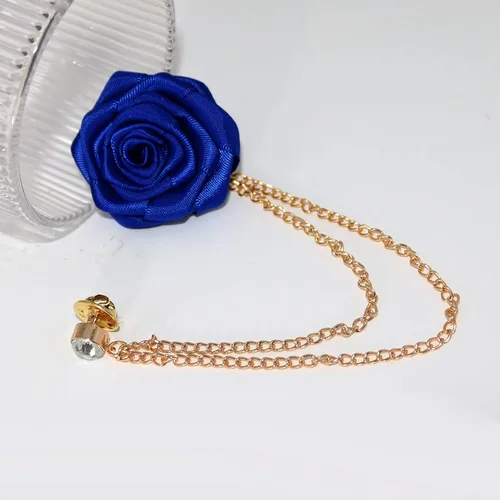 Vista 6 de Broches florales para novios, insignias de boda, arte de tela, flor de rosa con borla colgante, cadena de traje, camisa de solapa, broche de solapa
