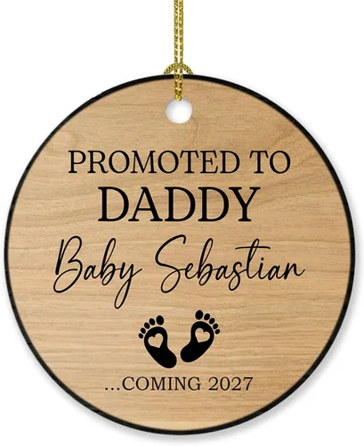 Vista 15 de Adorno personalizado para bebé que llega 2027, adorno de Navidad de Bump, elige el nombre del bebé y el año de Navidad para el nuevo abuelo abuela