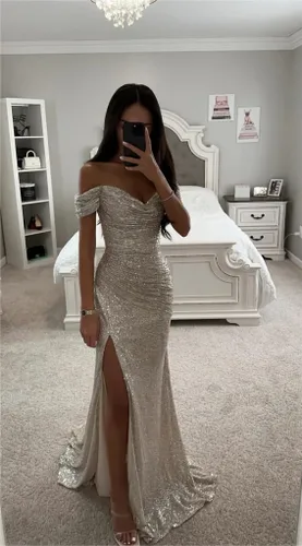 Vista 2 de GUKARLEED Vestidos de fiesta de lentejuelas para adolescentes brillantes con hombros descubiertos, vestido de baile de satén sin espalda