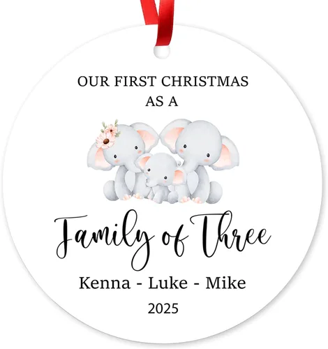 Vista 11 de Adorno de Navidad de familia de 3 2025, adorno personalizado para la primera Navidad del bebé, recuerdo de adorno familiar con tema de oso, 3.5 Co-03