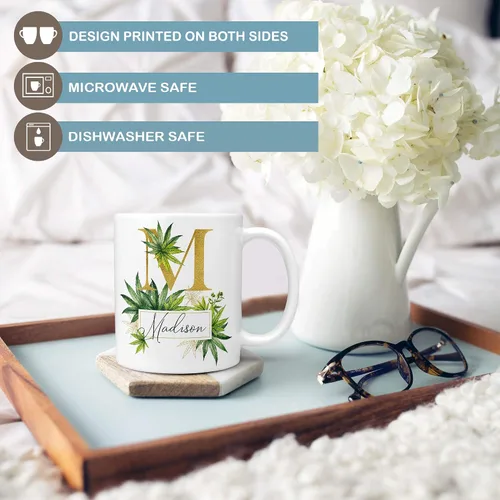 Vista 2 de Taza de café de cerámica personalizada con inicial botánica y nombre, 11 o 15 onzas