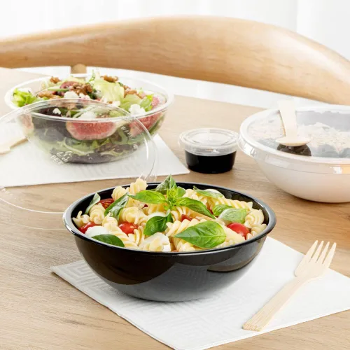 Vista 4 de Restaurantware Ensaladeras de plástico de 21 onzas, 200 cuencos de plástico desechables reciclables, grandes tazones de plástico negro para llevar