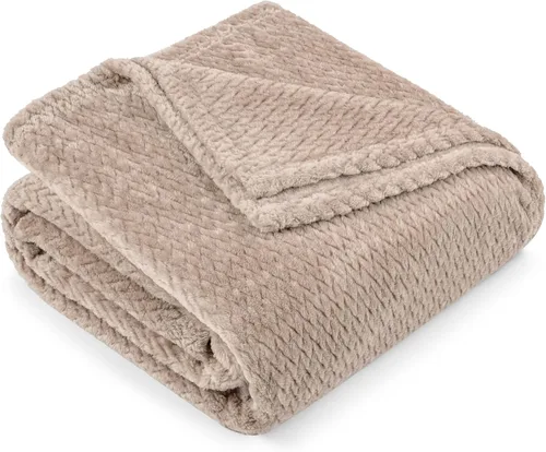 Vista 33 de PAVILIA - Manta de forro polar suave y sólida de color negro para sofá, mantas ligeras y mullidas y cálidas para cama, manta de franela mullida