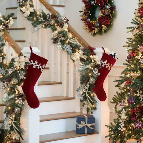 Vista 6 de Guirnalda de Navidad con luces, oro champán de 6 pies, 20 luces LED, guirnalda de Navidad preiluminada con adornos de bolas, cintas, conos de pino