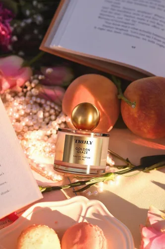 Vista 5 de Truly Eau de Parfum Fragancia de larga duración