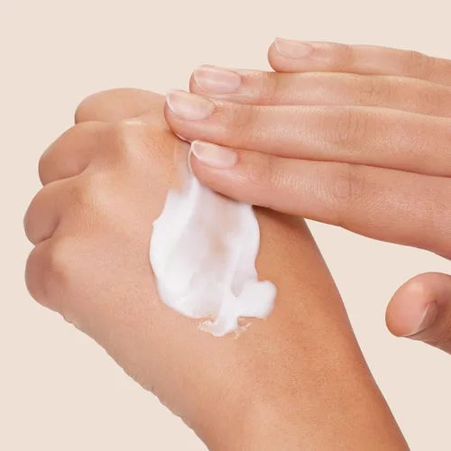 Vista 4 de Origins Crema hidratante para manos Hidrata y suaviza la piel seca Loción de manos con glicerina derivada de plantas, tamaño de viaje, 2.5 onzas