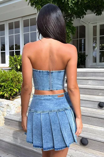 Vista 4 de Conjunto de minifalda sexy para mujer, con hombros descubiertos, top corto, corte bajo, entallado, fruncido, falda corta, traje Y2K, 2 piezas
