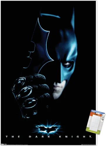 Vista 11 de Trends International DC Comics Movie - Póster de pared de Batman con Batarang, 14.725 x 22.375 pulgadas, versión enmarcada de madera de granero