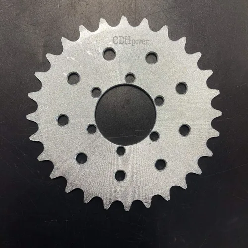 Vista 2 de Piñón multifuncional de 28 dientes de alto rendimiento para cadena 415/415H - Motor de gas Motor Motorizado Bicicleta