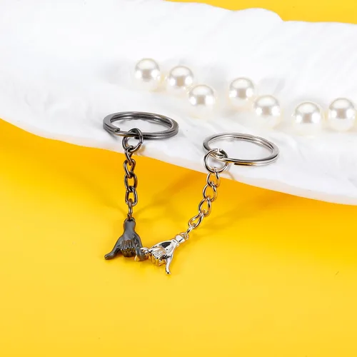 Vista 3 de TI-EDC Pinky Promise - Llaveros para parejas, regalos románticos para novio, novia, parejas, cosas a juego, aniversario para parejas, regalos