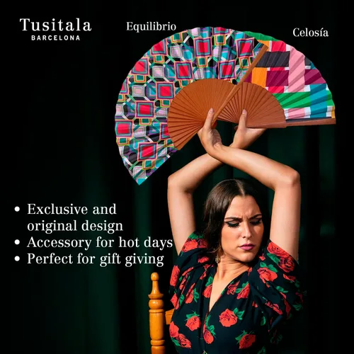 Vista 3 de Spanish Balance Fan - Wood and Cotton - 23 cm - Jute Case and Case - Fashion Accessory - Handmade in Spain - Events and Gifts - Geometries