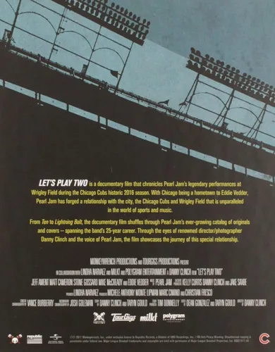 Vista 2 de Pearl Jam Live at Wrigley Field Let's Play Two