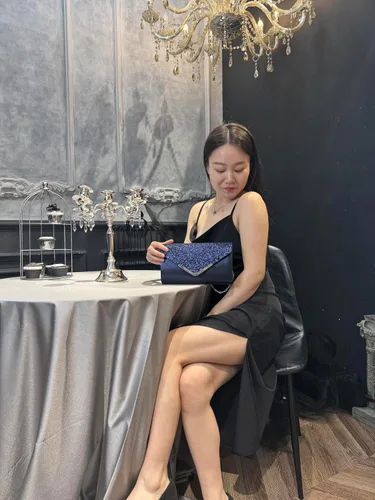 Vista 4 de Bolso de mano para mujer con cadena desmontable
