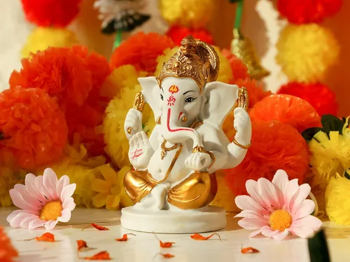Vista 3 de alikiki Estatua de ídolo del señor indio Ganesha – Dios hindú en tono dorado de 5 pulgadas de alto, Ganpati Mandir Diwali Pooja, artículo