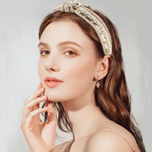 Vista 3 de TOBATOBA Diademas anudadas para mujer, paquete de 3 diademas con cuentas de perlas de diamantes de imitación, diademas bohemias con nudo superior