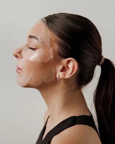 Vista 6 de MASKĀD® Máscara facial de hidrogel – Antienvejecimiento, entrega + renueva, máscara facial de infusión – Mascarilla reafirmante, suavizante