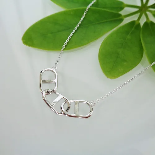 Vista 4 de Collar de plata de ley 925 chapado en oro con forma de círculo, triángulo con cierre de anillo colgante de 38 a 17.7 in.