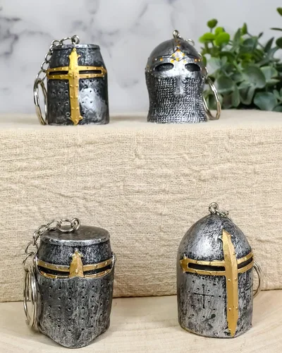 Vista 2 de Ebros Gift Paquete de 4 llaveros escultóricos de caballeros medievales de la cruz de los templarios cruzados cruzados, paquete de 4 figuras
