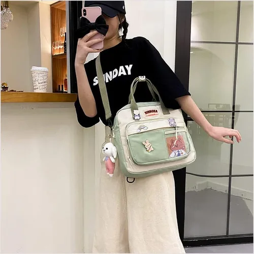 Vista 2 de Mochila Kawaii con bonitos alfileres y colgante de felpa para niña, mochila escolar, mochila de viaje linda, Verde, Mochilas de viaje