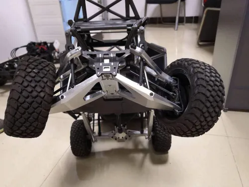 Vista 8 de & VITAVON RC Parts Alu CNC Brazo de arrastre CNC+Enlace de suspensión trasera+Enlace del dedo del pie para Traxxas UDR Unlimited Desert Racer 1:7
