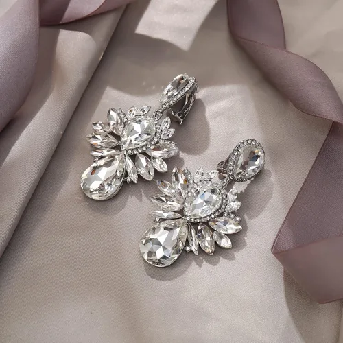 Vista 3 de EVER FAITH Aretes colgantes con clip de cristal de diamantes de imitación, estilo vintage, gota de agua, estilo marquesa, Cristal, No es una piedra