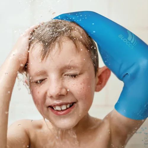 Vista 5 de BLOCCS - Funda para brazo 100% impermeable, bloques de bebé (12-24 meses), protector reutilizable para ducha, baño y natación, XS