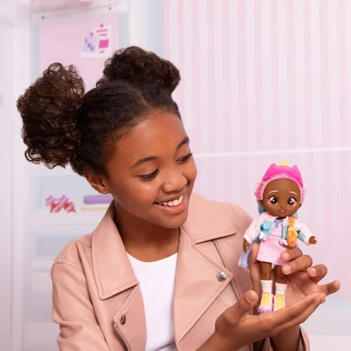 Vista 6 de BFF by Cry Babies Muñeca Jassy Fashion con más de 9 sorpresas, incluyendo atuendo y accesorios para juguete de moda, niñas y niños de 4 años