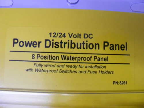 Vista 4 de Blue Sea Systems 8261 Contura Panel Resistente al Agua 12V DC - 8 Posiciones