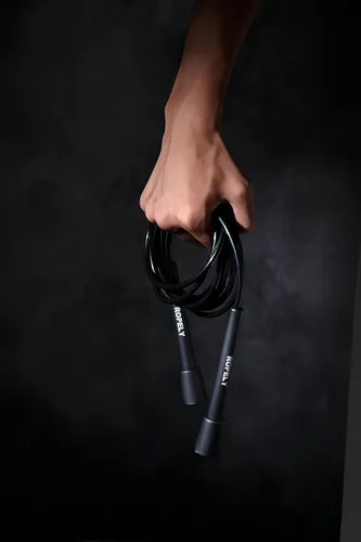 Vista 4 de Cuerda de saltar 6 en 1 para principiantes con cuerda segmentada sin enredos, cuerda de cuentas segmentada, cuerda de PVC, bola de masaje, banda