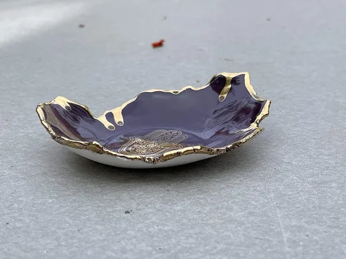 Vista 4 de Purple and Gold Hamsa Hand Ring Dish, Handmade Jewelry Holder, Gift for Mom, Daughter, Sister, Bride, Grandmother, Girlfriend, Wife -Stock Photo