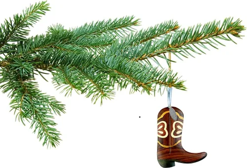 Vista 2 de Twisted Anchor - Adorno de bota de vaquero 2025 – Adorno de Navidad de madera de dos tonos – Diseño de Intarsia – Adorno occidental – Viene en una